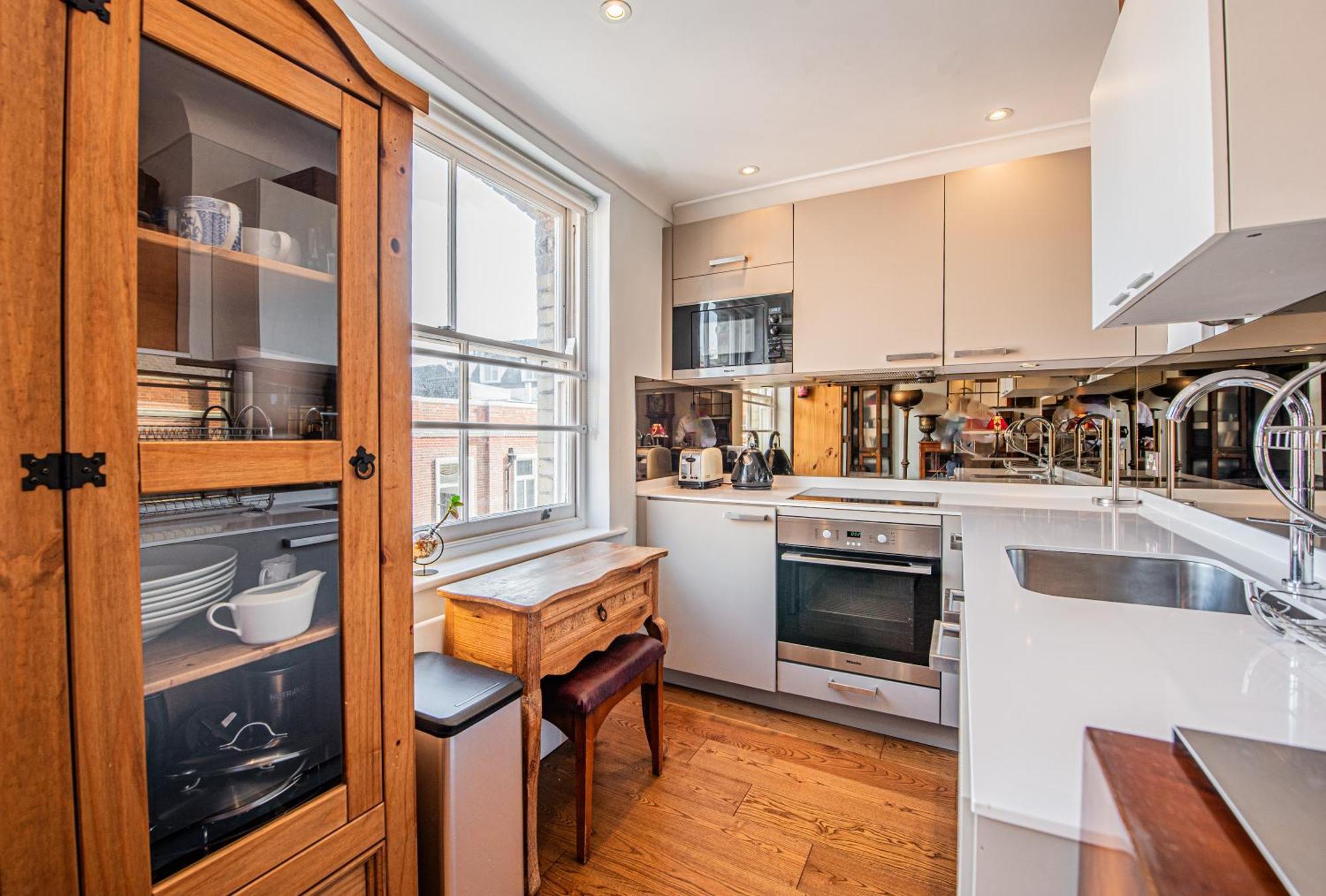 Stylish 1-Bed Flat In Soho - Prime Central London Luaran gambar